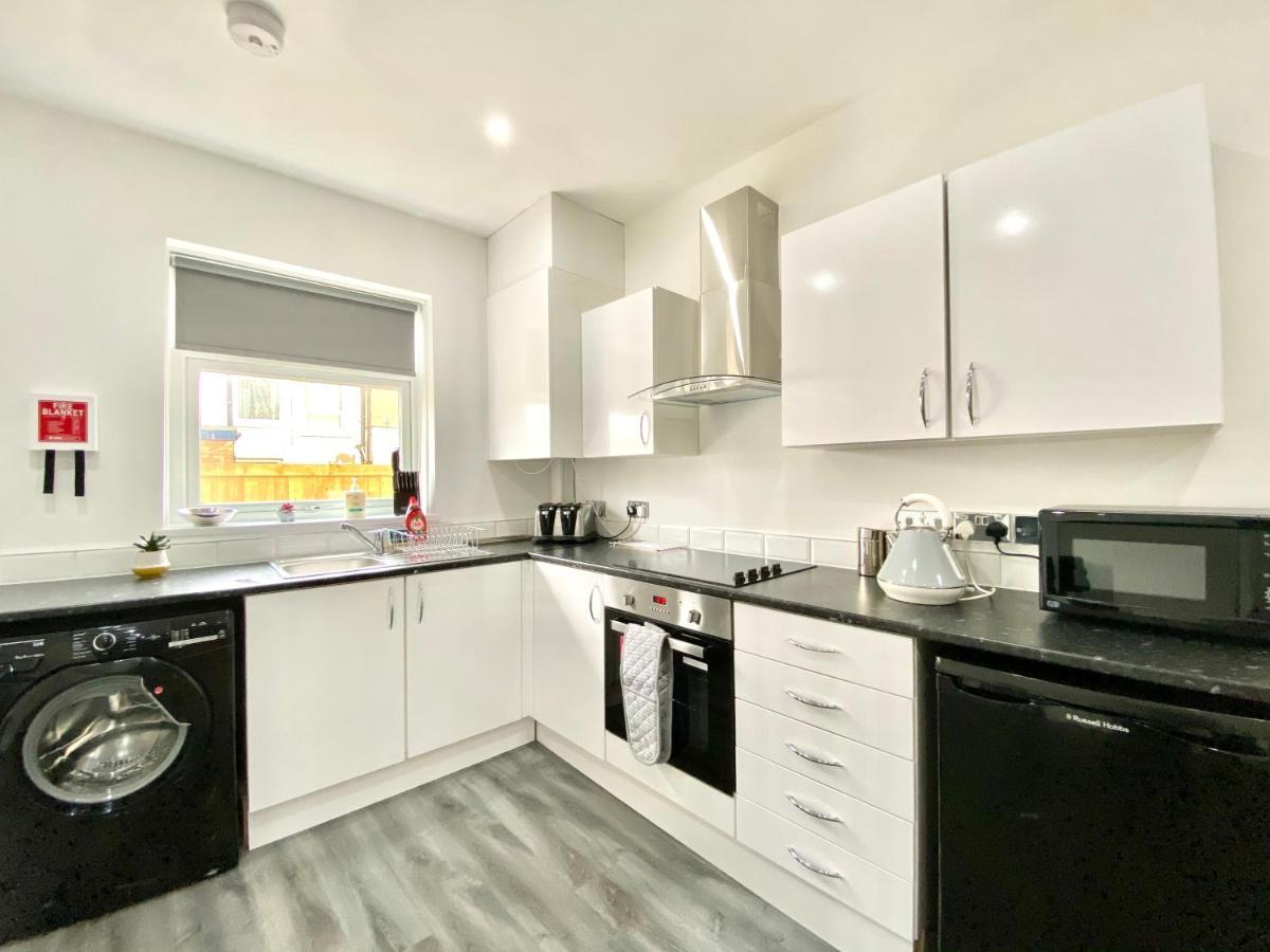 Warley House 4 Bed -Blackpool North -Family House Екстериор снимка